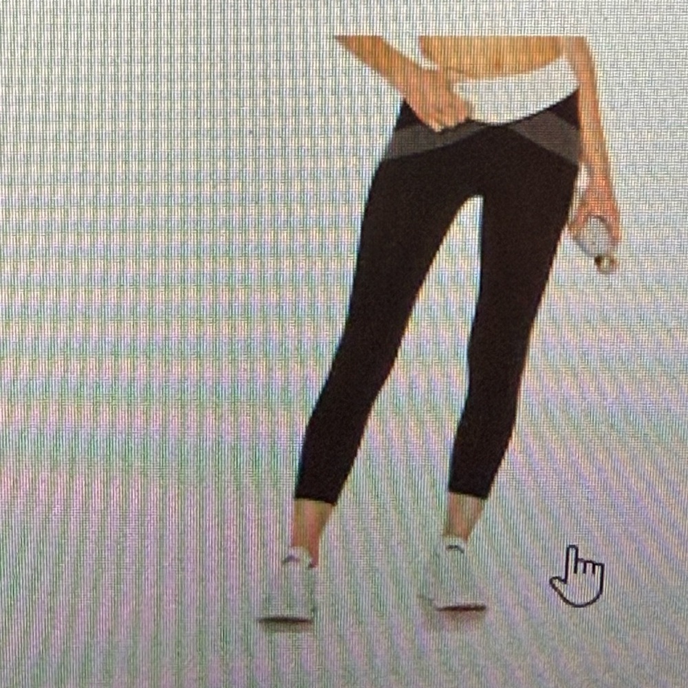 Love wave Jules Black and white women’s Leggings from revolve